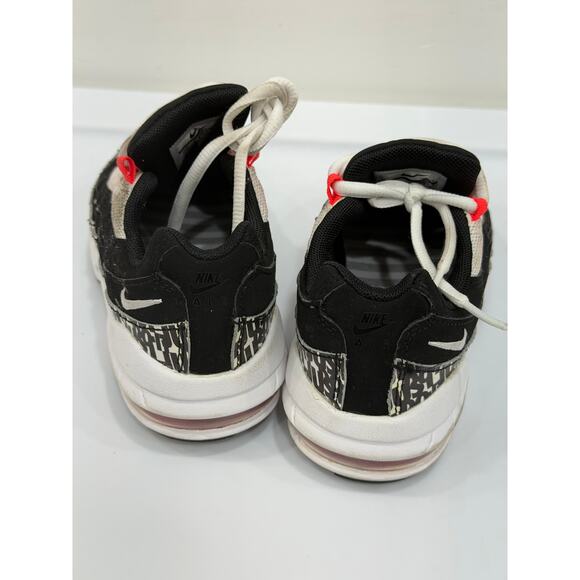 Nike Air Max 95 Sneaker Boys Size 12c (AT6160-001) - Picture 8 of 11